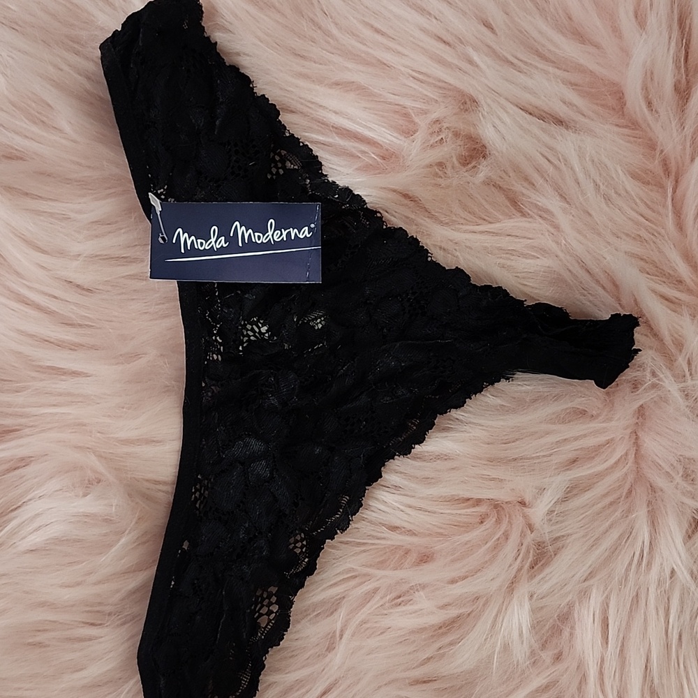 New Listing!! Brand New MODA MODERNA "Jessica" LINGERIE FLORAL LACE THONG-L